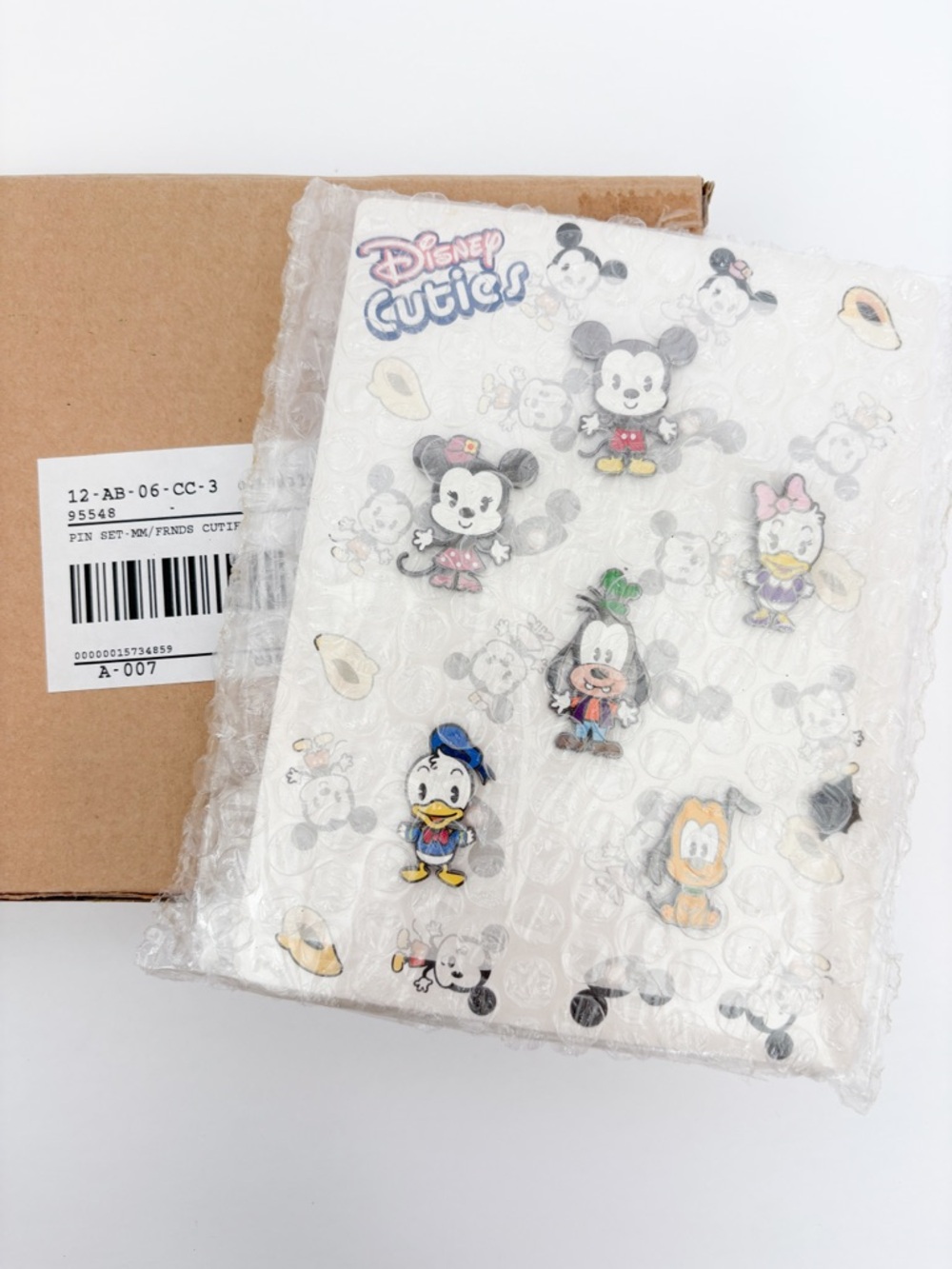 NEW IN BOX Disney Cuties Mickey Mouse & friends pin set